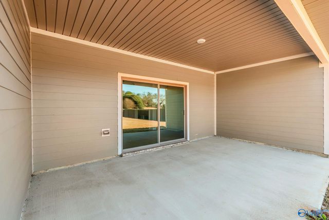 12402 Whitcomb Circle, Athens, AL 35613