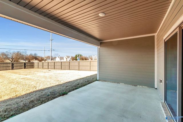 12402 Whitcomb Circle, Athens, AL 35613