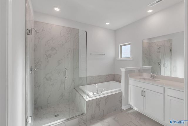 12402 Whitcomb Circle, Athens, AL 35613