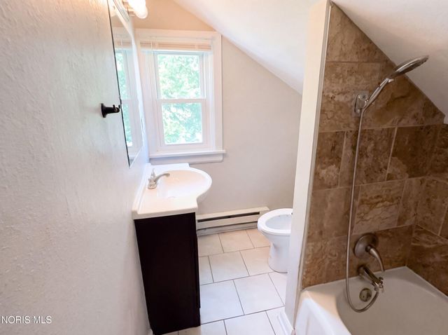 608 Howland Avenue, Toledo, OH 43605