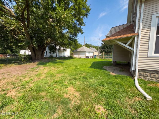 608 Howland Avenue, Toledo, OH 43605