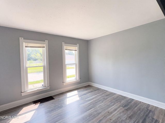 608 Howland Avenue, Toledo, OH 43605