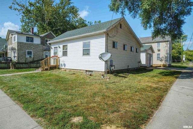 500 4TH Avenue N, Clinton, IA 52732