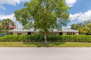800 SW 30th St, Fort Lauderdale, FL 33315