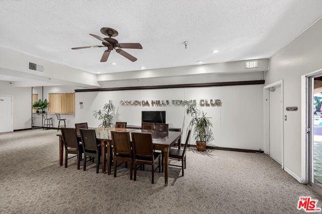 2700 Cahuenga Boulevard 4220, Los Angeles, CA 90068