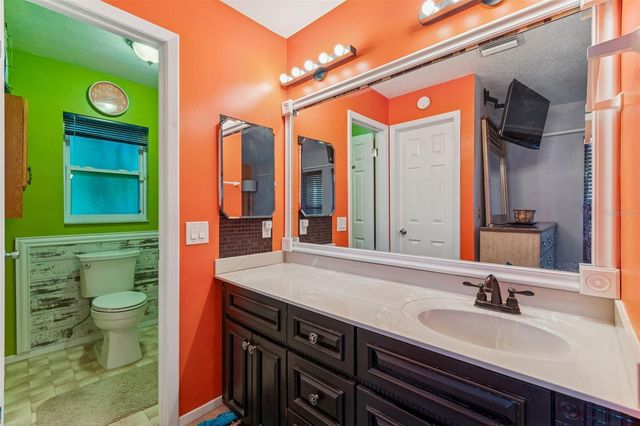 4110 W BANK AVENUE, Tampa, FL 33624