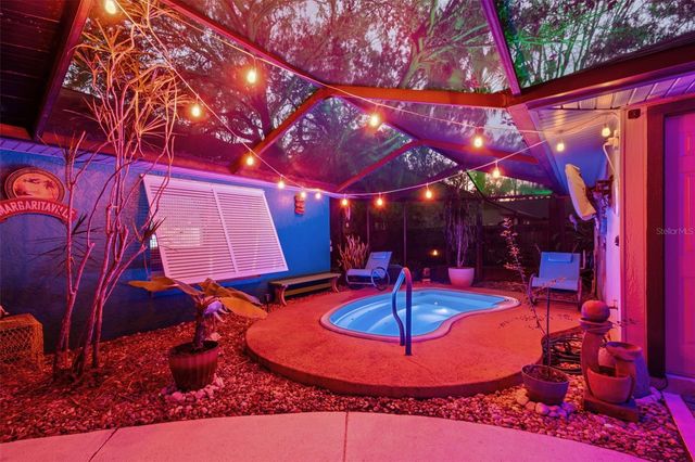 4110 W BANK AVENUE, Tampa, FL 33624