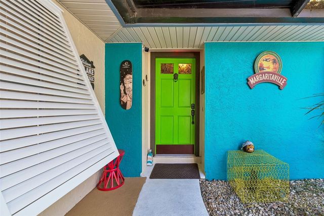 4110 W BANK AVENUE, Tampa, FL 33624