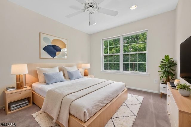 903 Springhouse Dr, Readington Twp., NJ 08889