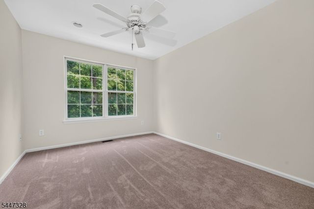 903 Springhouse Dr, Readington Twp., NJ 08889
