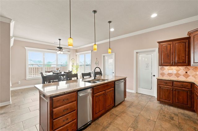 6300 S 46th Boulevard, Rogers, AR 72758