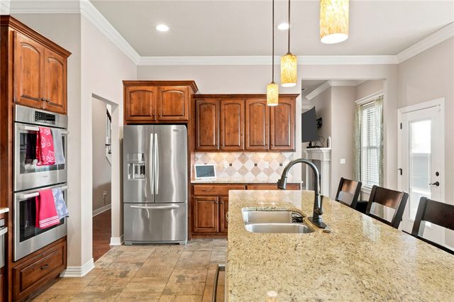 6300 S 46th Boulevard, Rogers, AR 72758