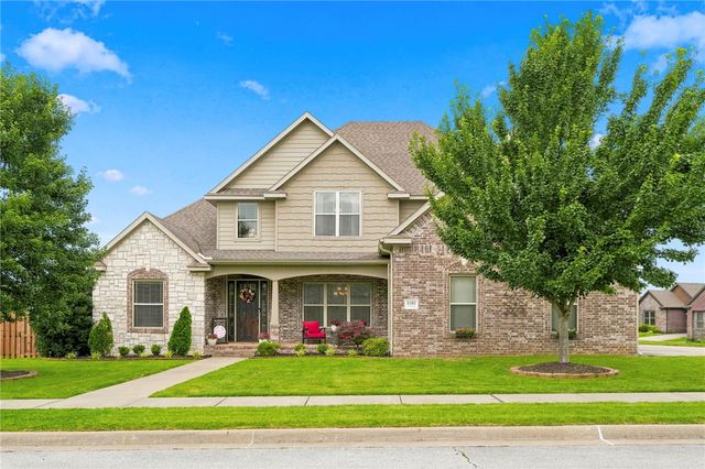 6300 S 46th Boulevard, Rogers, AR 72758