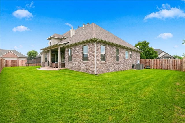 6300 S 46th Boulevard, Rogers, AR 72758