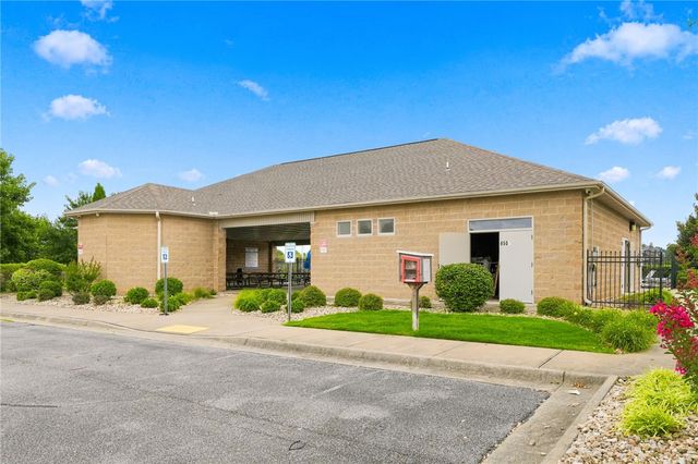6300 S 46th Boulevard, Rogers, AR 72758
