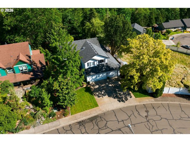 1200 E PIONEER Loop, La Center, WA 98629