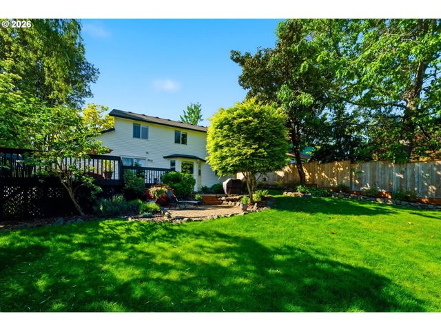 1200 E PIONEER Loop, La Center, WA 98629