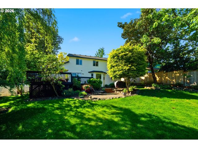1200 E PIONEER Loop, La Center, WA 98629