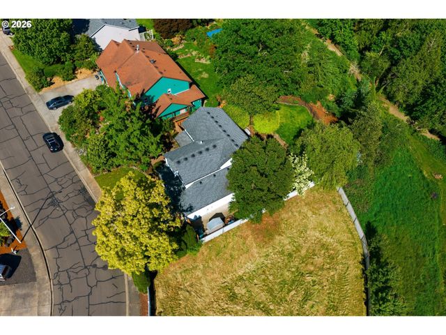 1200 E PIONEER Loop, La Center, WA 98629