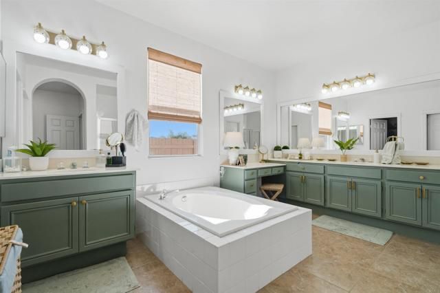 17043 Harvest Point Way, Ramona, CA 92065