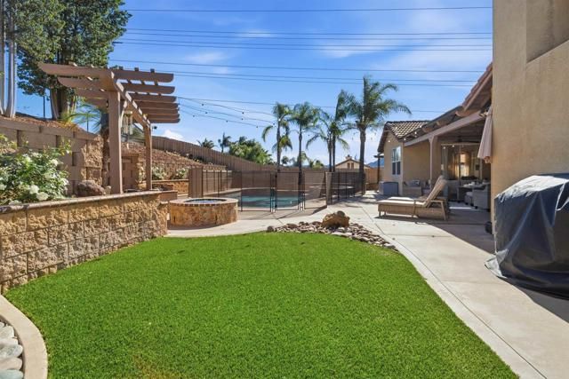 17043 Harvest Point Way, Ramona, CA 92065