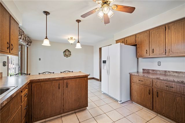 1241 Highland Rd, Carroll Twp, PA 15063