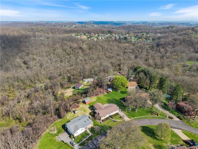 1241 Highland Rd, Carroll Twp, PA 15063