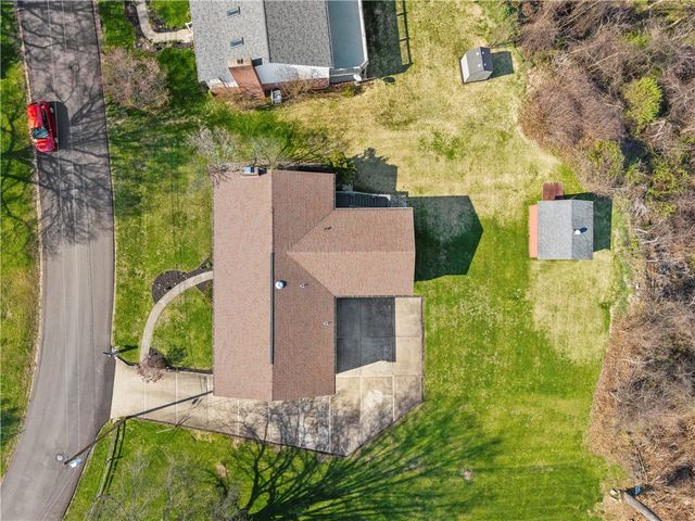 1241 Highland Rd, Carroll Twp, PA 15063