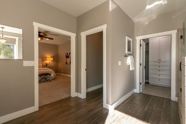 1072 Champagne Ln, Placerville, CA 95667