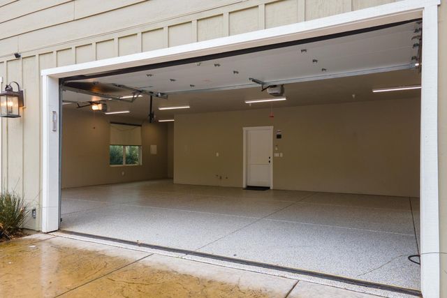 1072 Champagne Ln, Placerville, CA 95667