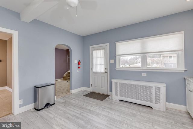 236 E WILLIAMS AVE, Barrington, NJ 08007