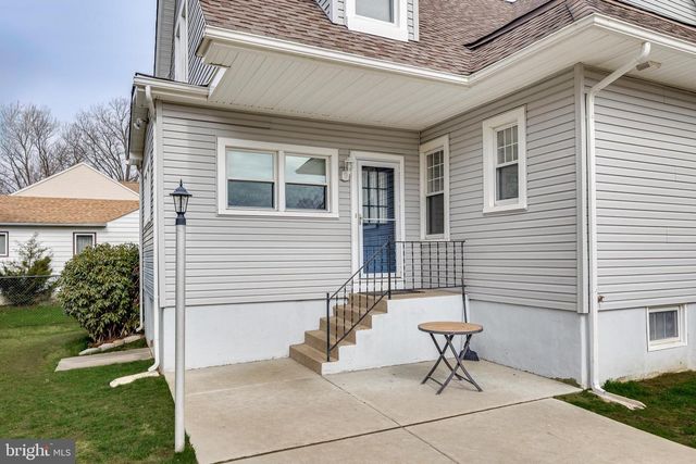 236 E WILLIAMS AVE, Barrington, NJ 08007