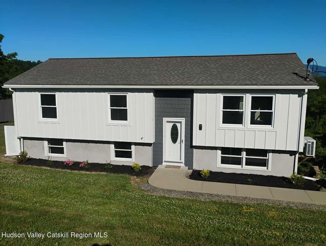 1316 Woods Road, Germantown, NY 12526