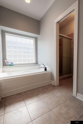 7411 S 101st Avenue, La Vista, NE 68128