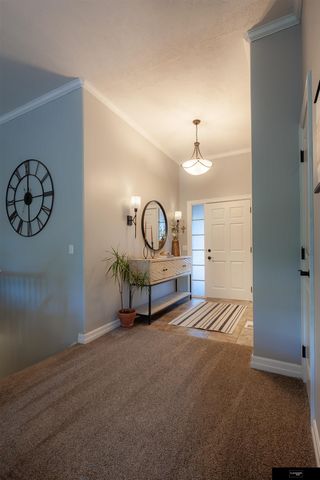 7411 S 101st Avenue, La Vista, NE 68128