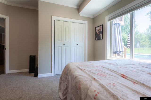 7411 S 101st Avenue, La Vista, NE 68128