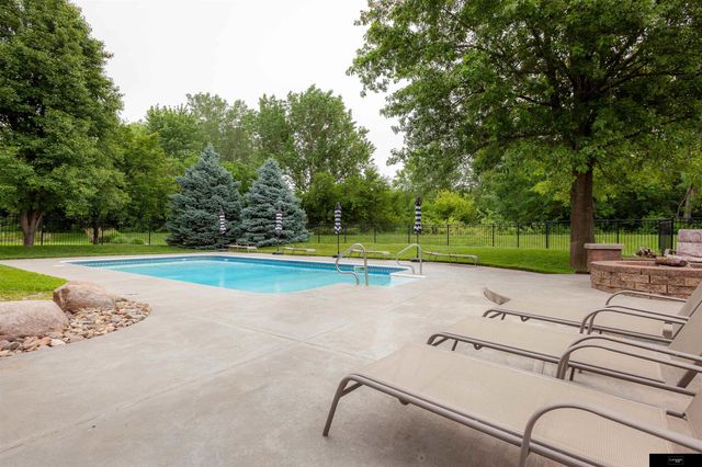 7411 S 101st Avenue, La Vista, NE 68128