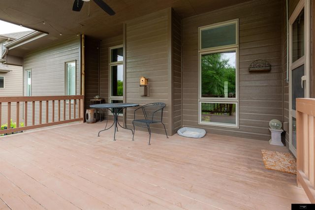 7411 S 101st Avenue, La Vista, NE 68128