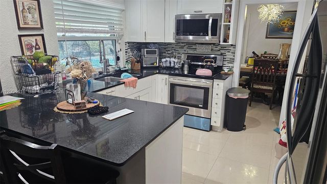 4105 NW 78th Way, Coral Springs, FL 33065