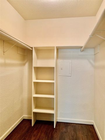 8100 Creekbend Drive 157, Houston, TX 77071