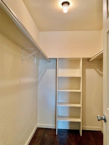 8100 Creekbend Drive 157, Houston, TX 77071