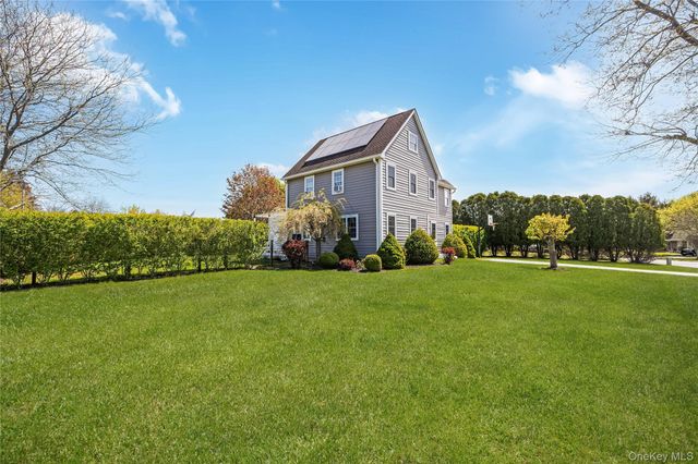 56 Arrowhead Avenue, Riverhead, NY 11901