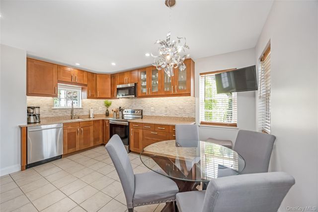 56 Arrowhead Avenue, Riverhead, NY 11901