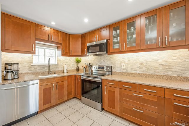 56 Arrowhead Avenue, Riverhead, NY 11901