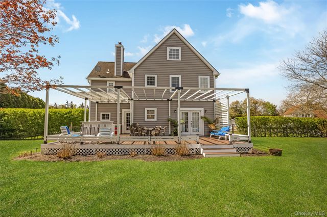 56 Arrowhead Avenue, Riverhead, NY 11901