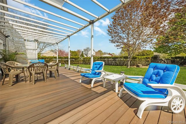 56 Arrowhead Avenue, Riverhead, NY 11901
