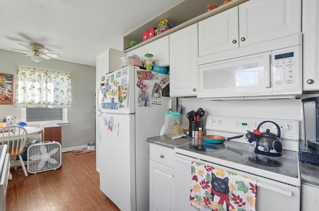 4284 Beechgrove Drive 4284 Beechgrove Drive, Grove City, OH 43123