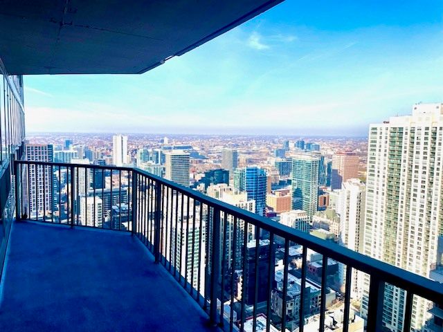 10 E Ontario Street 4907, Chicago, IL 60611