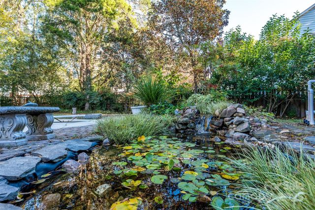 6709 Fairhope Court, Charlotte, NC 28277