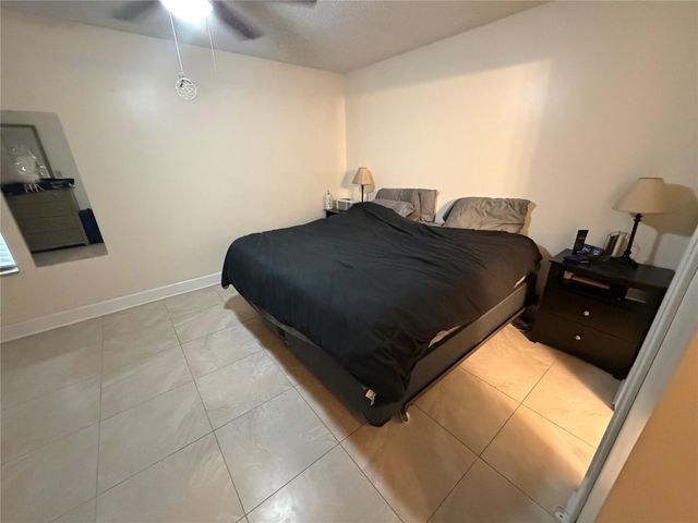 7173 Orange Drive 110B, Davie, FL 33314